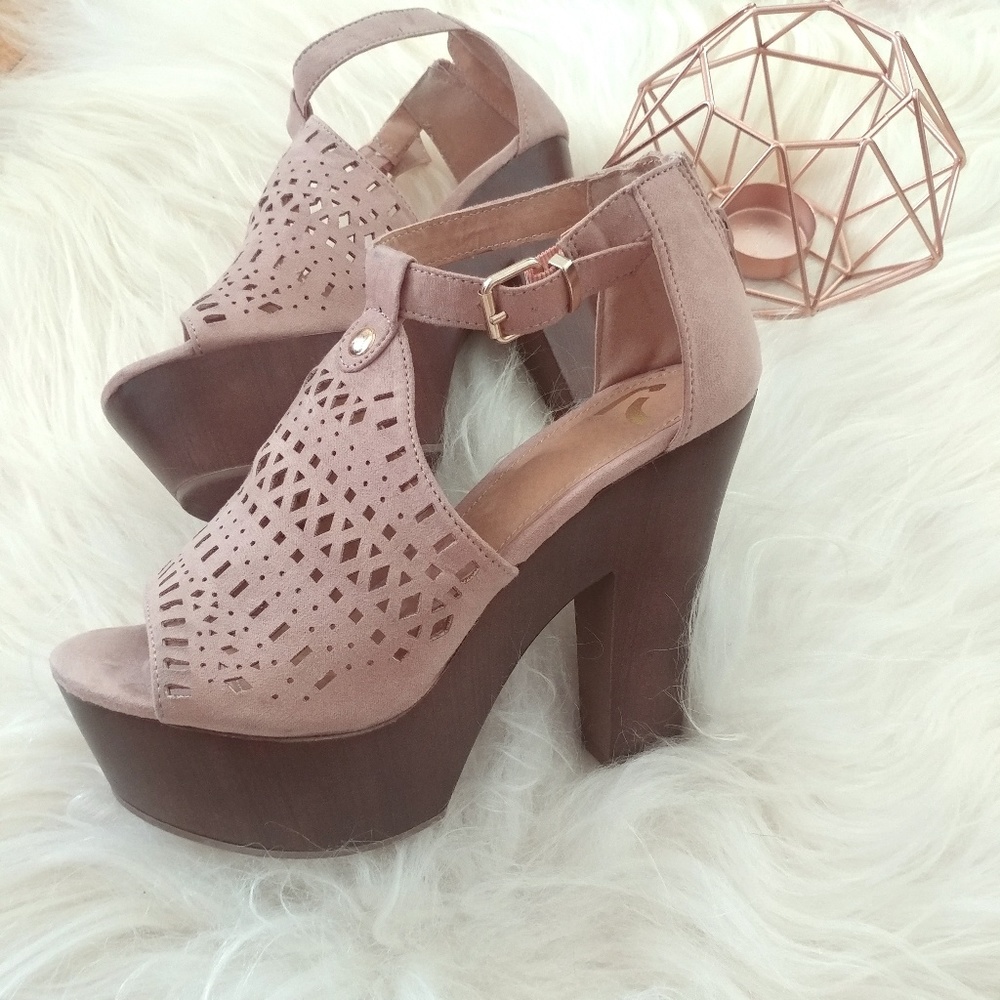 NEW Report platform heels